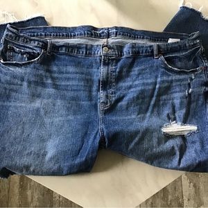 Plus-Size 28 Old navy mid-rise boyfriend ankle jeans